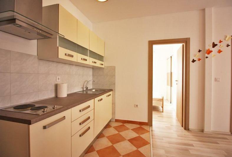 Apartman Petra Apartment Fazana Bagian luar foto