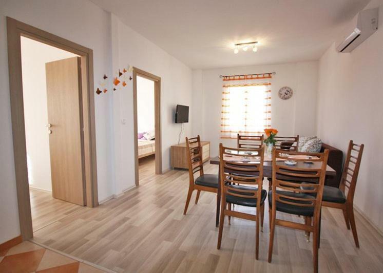 Apartman Petra Apartment Fazana Bagian luar foto